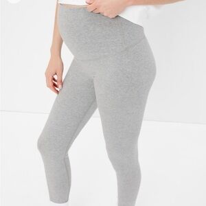 GAP Gray Maternity Leggings